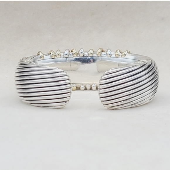 David Yurman Helena Cuff Bracelet With 18k Gold And Pave Diamonds - Picture 10 of 15